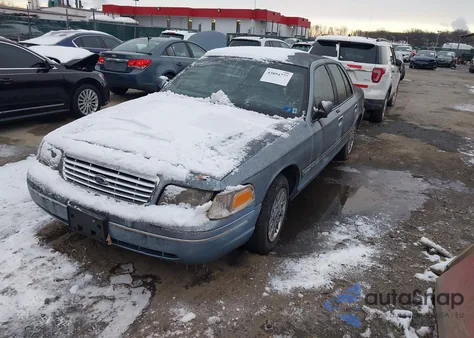 2001 Ford Crown Victoria Lx from USA, damaged, VIN 2FAFP74WX1X148842